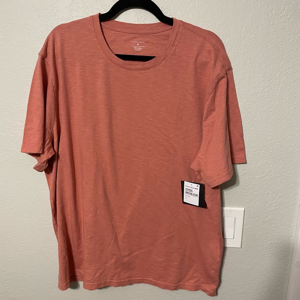 NWT 14th & Union Men’s 100% Cotton Tee Shirt in Pink Desert